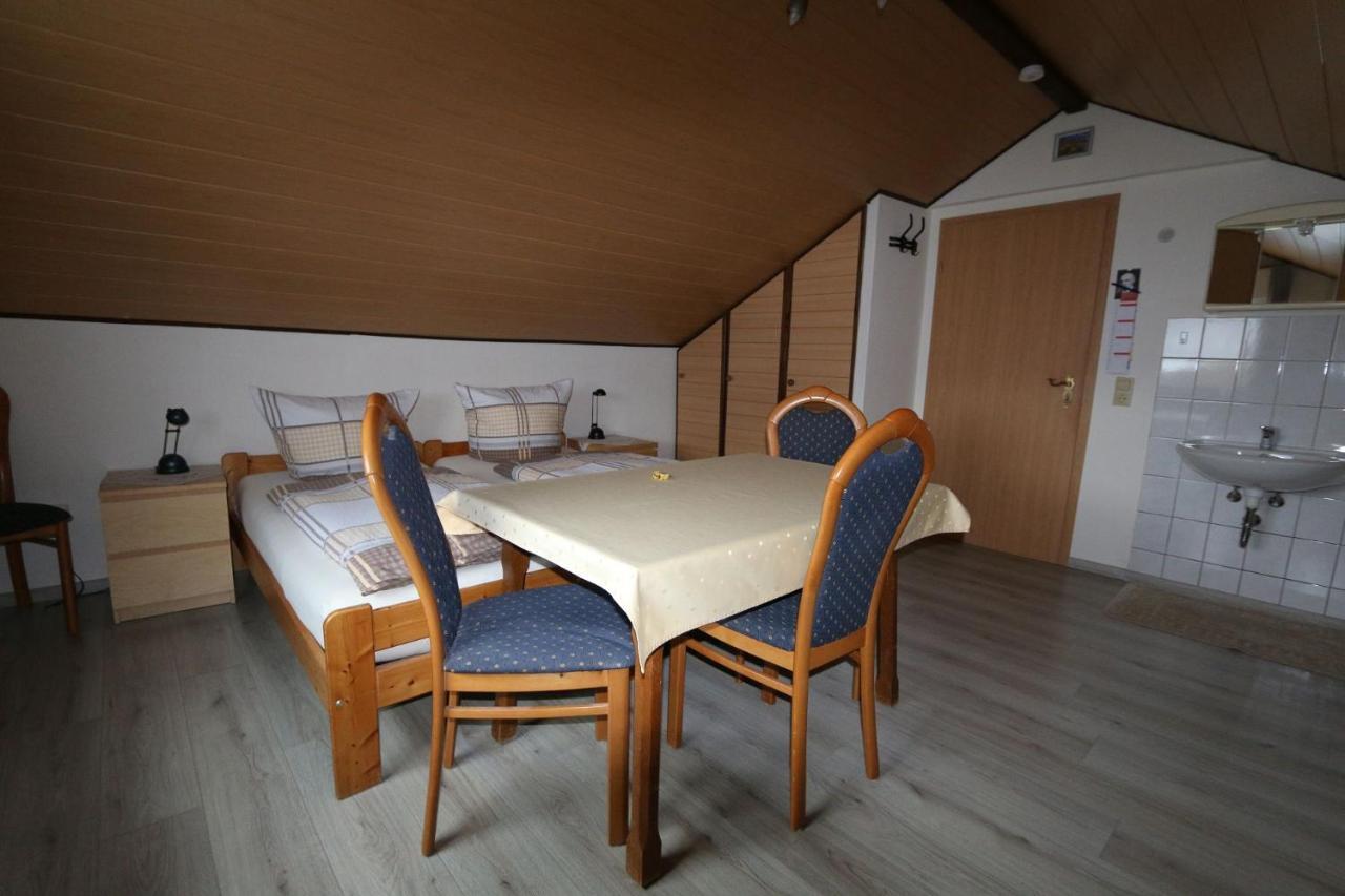 Haus Anne Hotell Neunkirchen  Exteriör bild