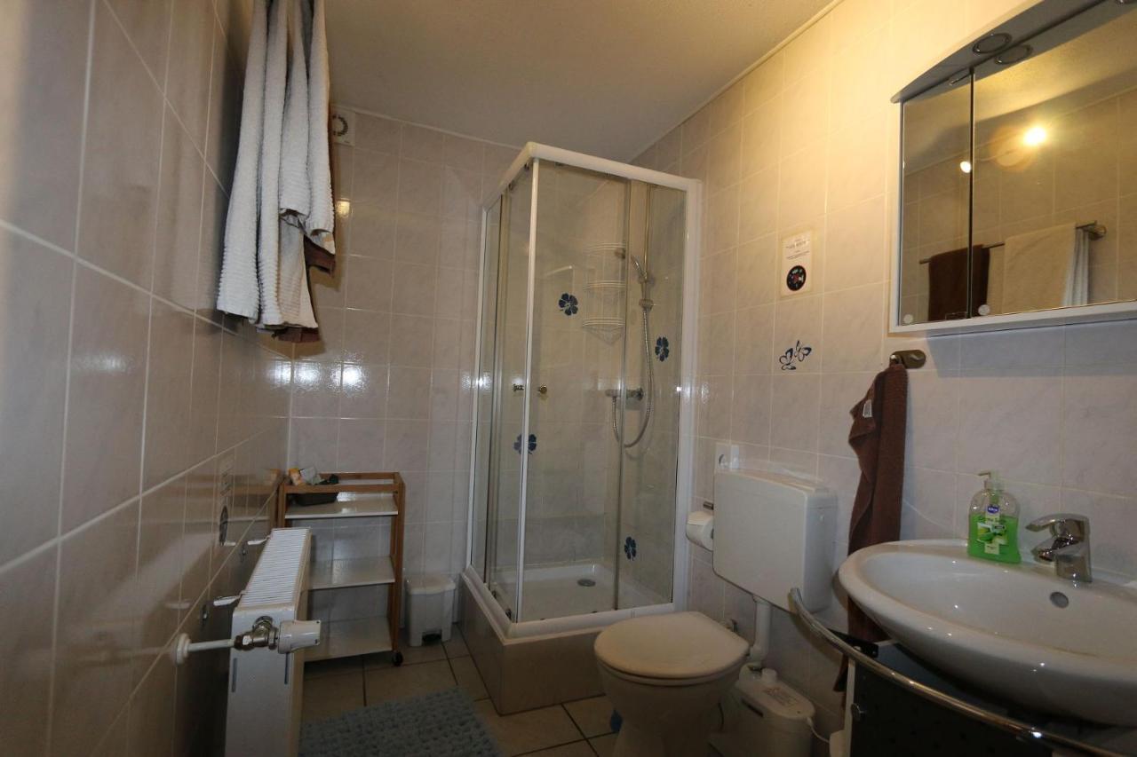 Haus Anne Hotell Neunkirchen  Exteriör bild
